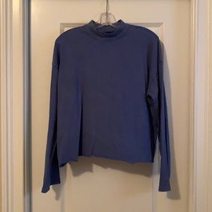 Long sleeve crop top with collar